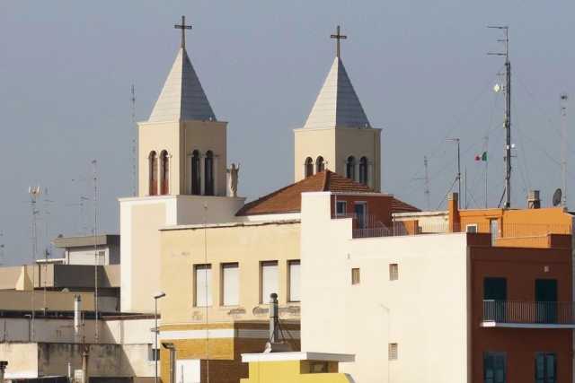 Bari: la storia della chiesa di Santo Spirito, nata per riunire i fedeli e "combattere" i massoni